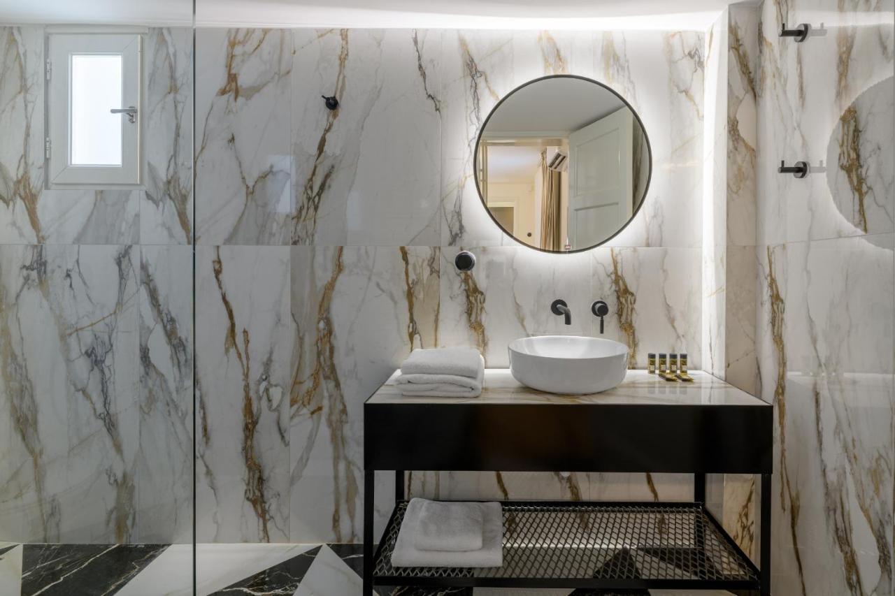 Meno Suite With Private Terrace - Jaccuzzi, Acropolis View Aten Exteriör bild