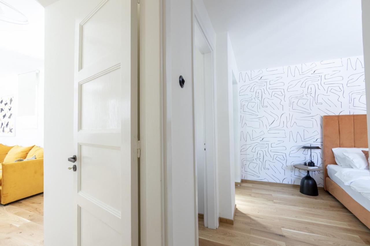 Meno Suite With Private Terrace - Jaccuzzi, Acropolis View Aten Exteriör bild